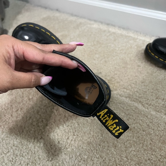 Dr Marten 1460 WOMEN'S PATENT LEATHER LACE UP BOOTS - Picture 7 of 13